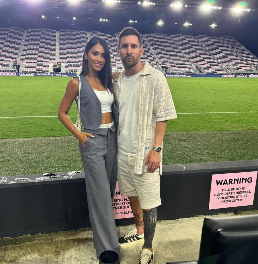 Antonela Roccuzzo junto a Lionel Messi