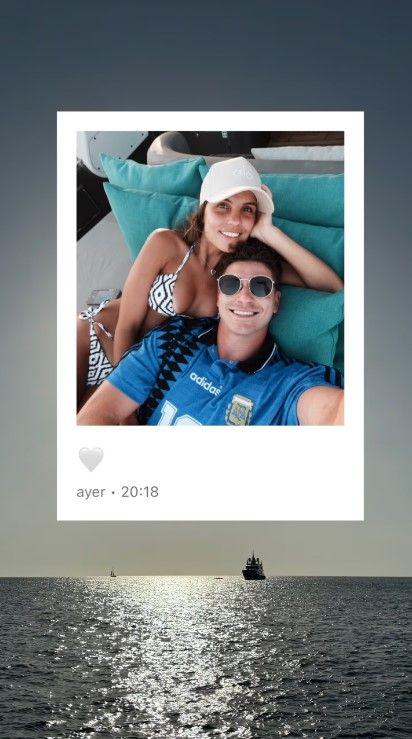 Una a una, todas las fotos de Julián Álvarez y Emilia Ferrero de vacaciones en España