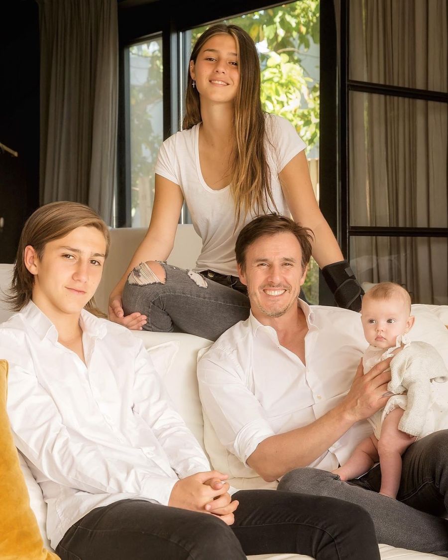 Con los hijos de Pampita incluidos, Roberto García Moritán saludó a Ana, Santino y Delfina García Moritán por el Día de la Niñez