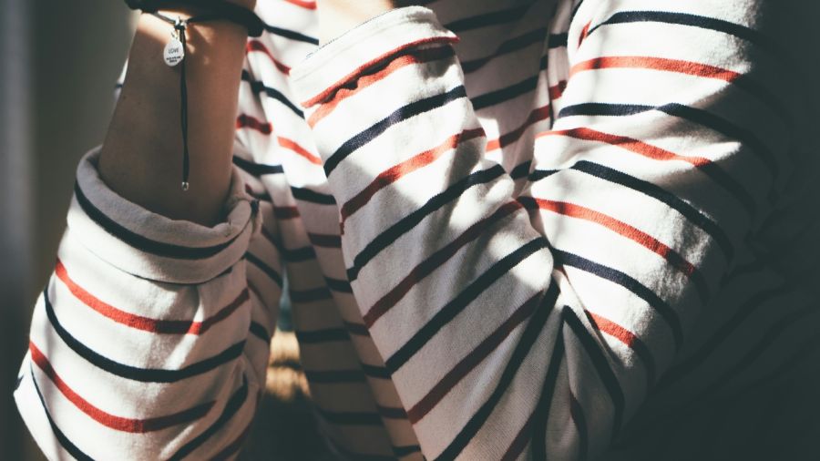 Camisa de rayas marinera: La tendencia perfecta para verte fashion este verano