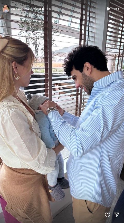 Las fotos de la comunión de Sienna Cubero, la hija de Nicole Neumann y Fabián Cubero