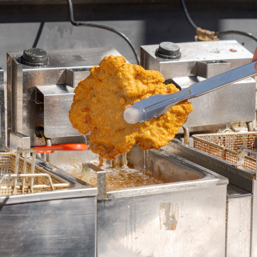 Preparación de la mejor milanesa en Córdoba