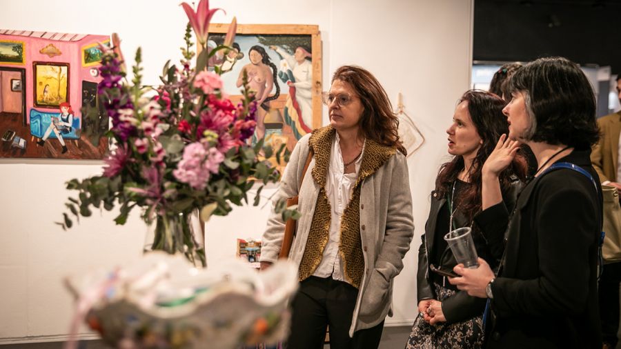 Stand del Equipo Latinoamericano de Justicia y Género en Arteba 