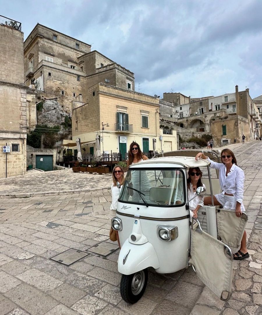 El viaje de Juliana Awada y sus amigas