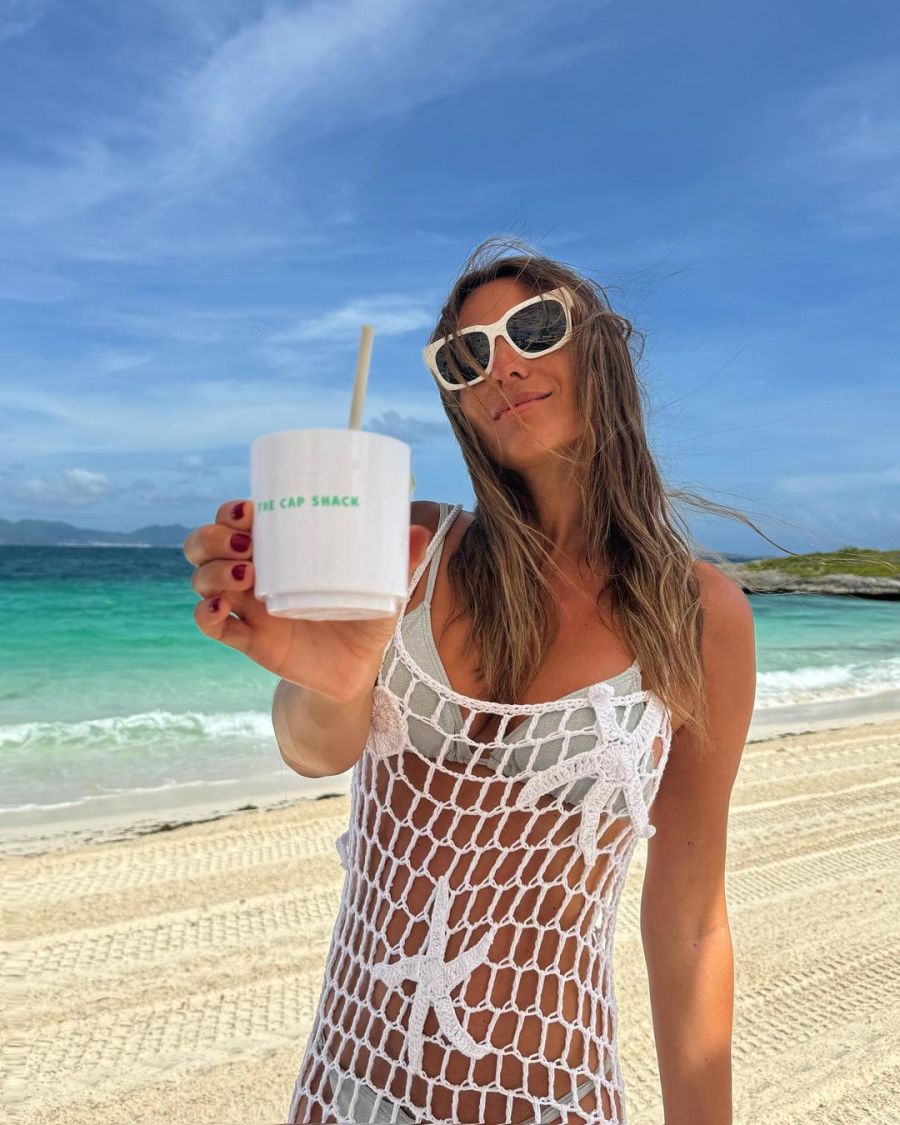 El look de Pampita para la playa