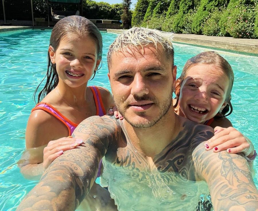 Mauro Icardi y sus hijas