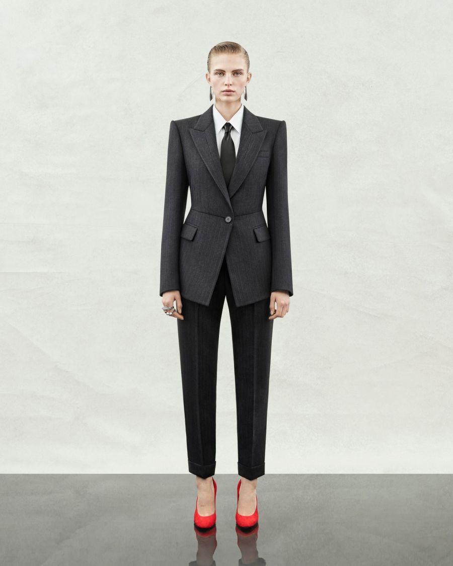  Sarah Burton