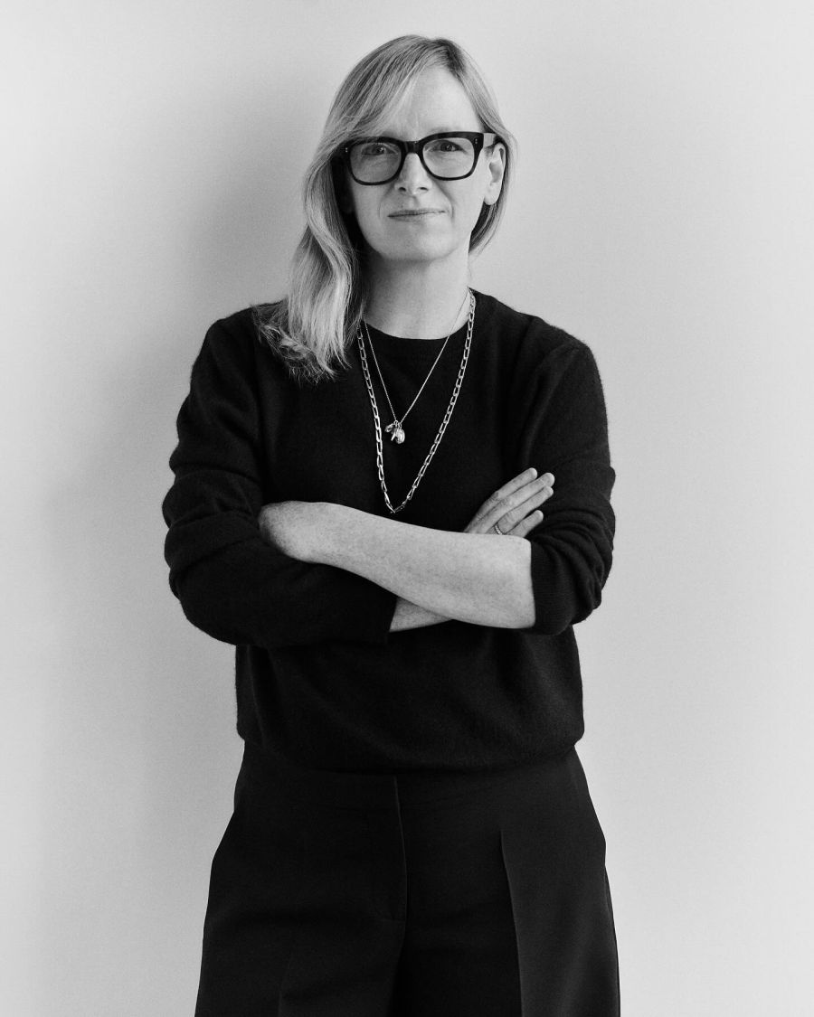  Sarah Burton