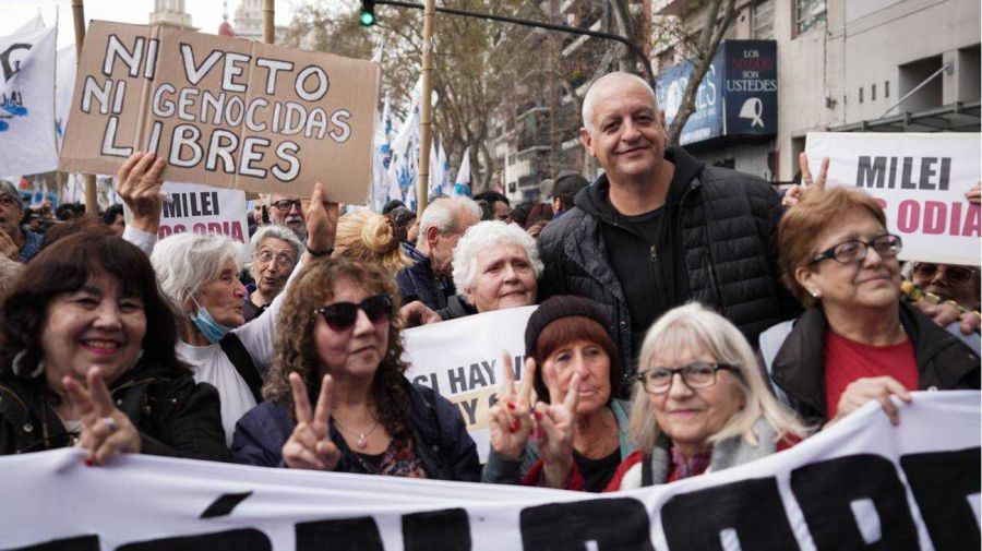 Marcha a favor de la ley de jubilaciones