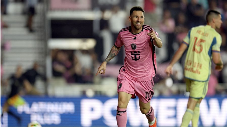 Después de dos meses, Messi vuelve a las canchas. 