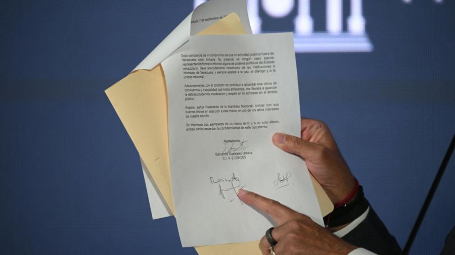 Jorge Rodríguez conferencia de prensa en la Asamblea Nacional en Caracas