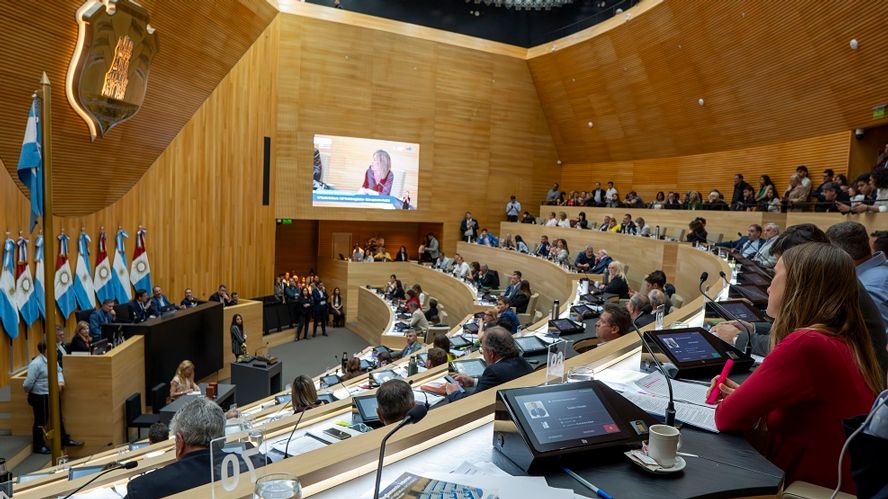 Legislatura de Córdoba, debate del juego online