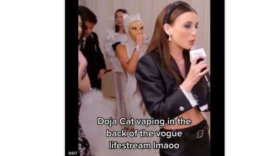 Doja Cat vapeó durante la MET Gala