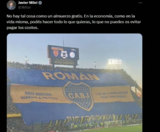 El tuit de Milei dedicado a Riquelme.