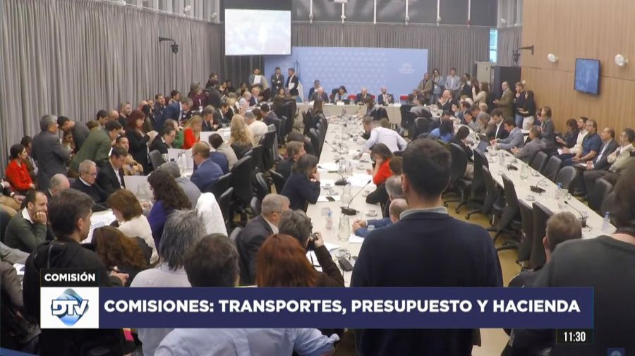 Diputados debate por la privatización de Aerolíneas Argentinas