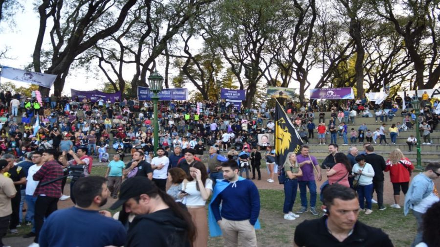 20240928 Acto del presidente Javier Milei en Parque Lezama