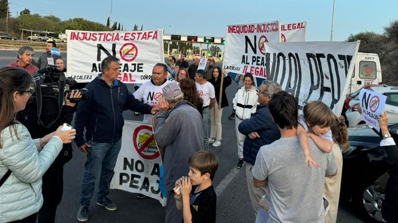 Protesta de Vecinos en el Peaje