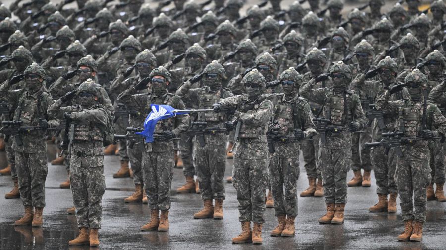 Corea del Sur muestra su armamento con motivo del Día de las Fuerzas Armadas