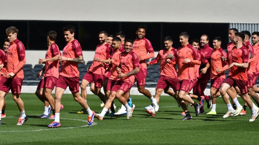 River entrenando