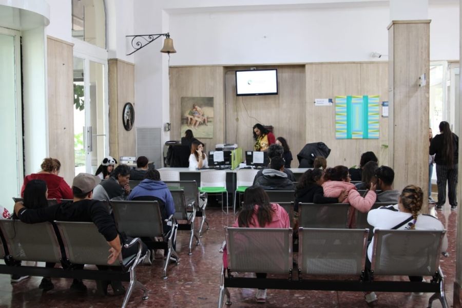 Hospital Laura Bonaparte y debate sobre salud pública