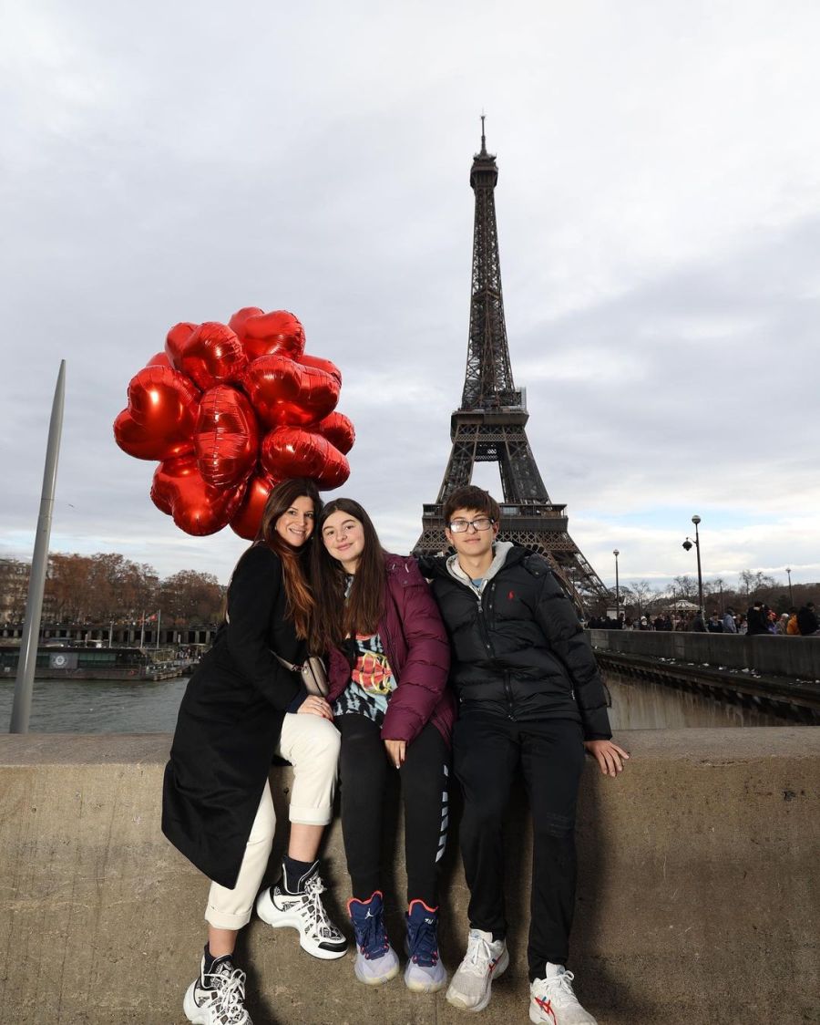 Elba Marcovecchio junto a sus hijos