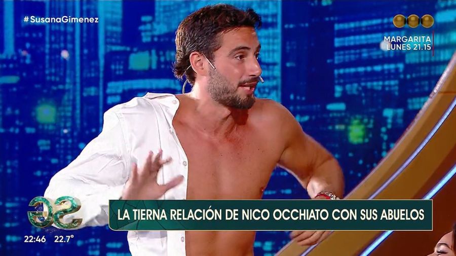 Nacho Occhiato sin camisa