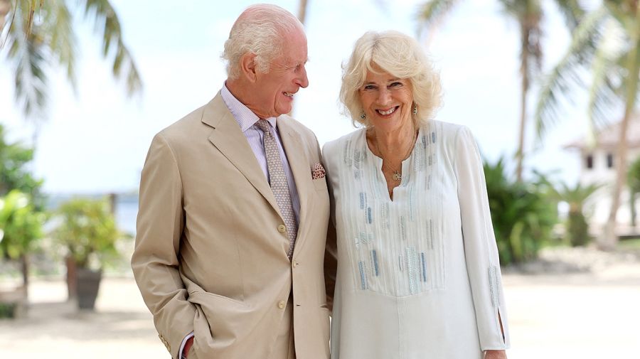 El Rey y la reina de Inglaterra en el spa de la India.