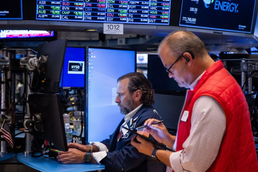 Trading At The NYSE As S&P 500 Hits 5,500 After Encouraging Economic Data
