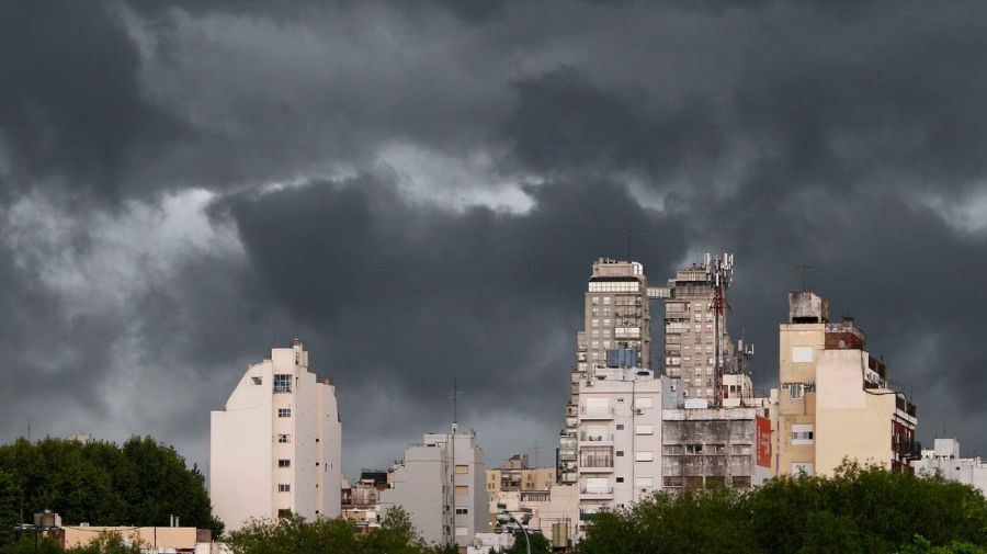 El SMN emitió alerta amarilla por lluvias y vientos en siete provincias 