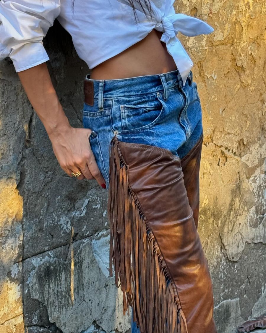 Zaira Nara tiene los jeans con recortes ideales para los días de verano 2025