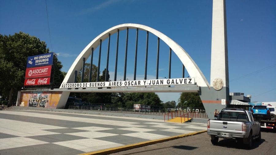 Autódromo de Buenos Aires, Oscar y Juan Gálvez