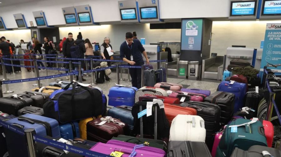 El Gobierno echó a 15 trabajadores de Intercargo por el paro sorpresivo en Aeroparque 