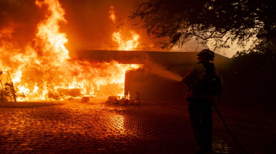 California incendio forestal Mountain Fire 20241108