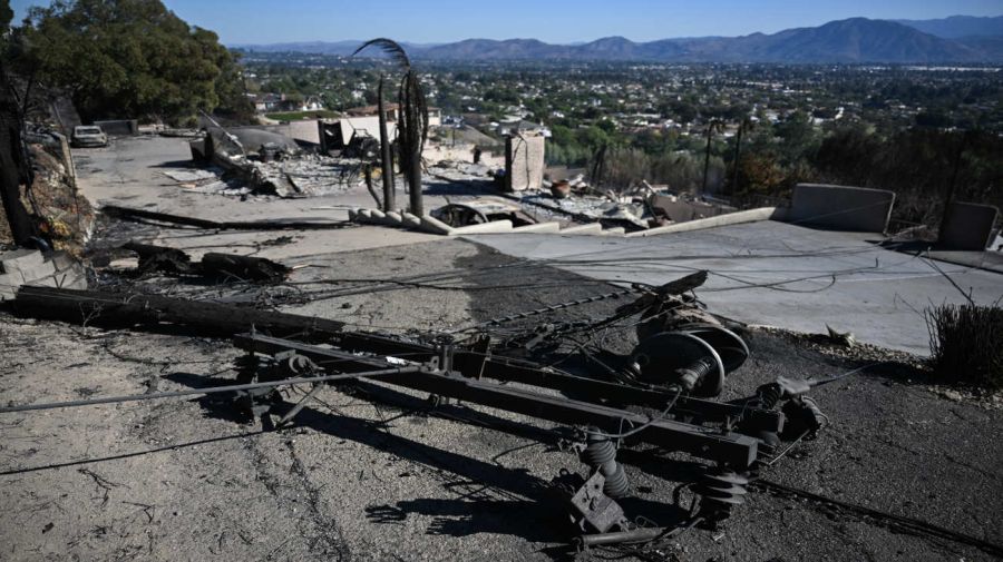 California incendio forestal Mountain Fire 20241108