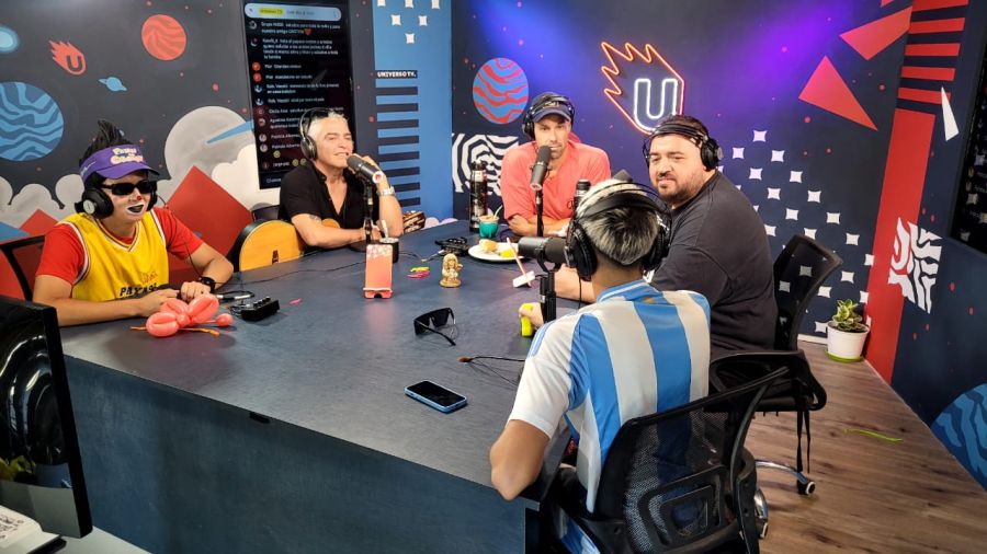 Universo Tv - el estudio a pleno
