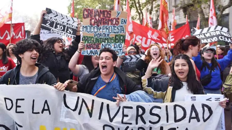 Marcha universitaria