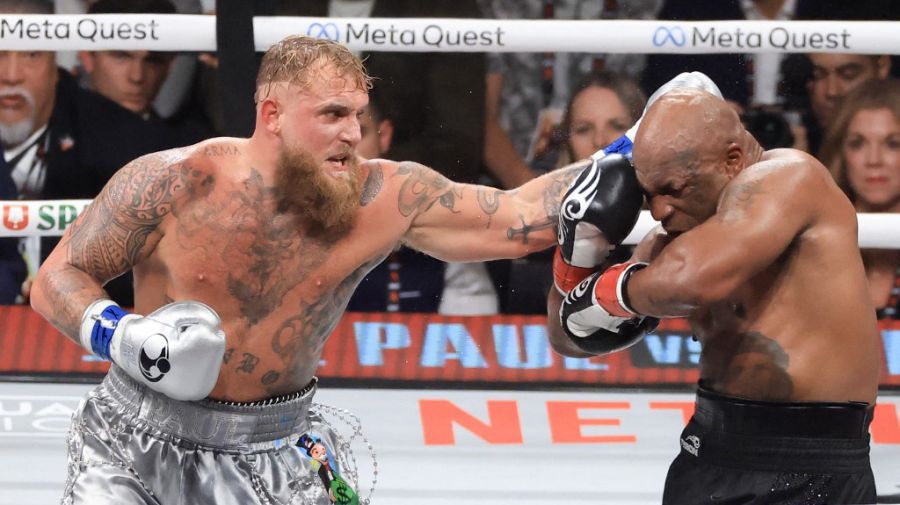 El influencer Jake Paul venció fácilmente a Mike Tyson en Texas.