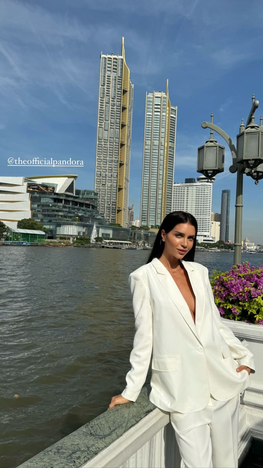 Pampita, Zaira Nara, Jimena Barón, Sthepanie Demner y Juli Poggio brillaron en Tailandia con sus looks total white 