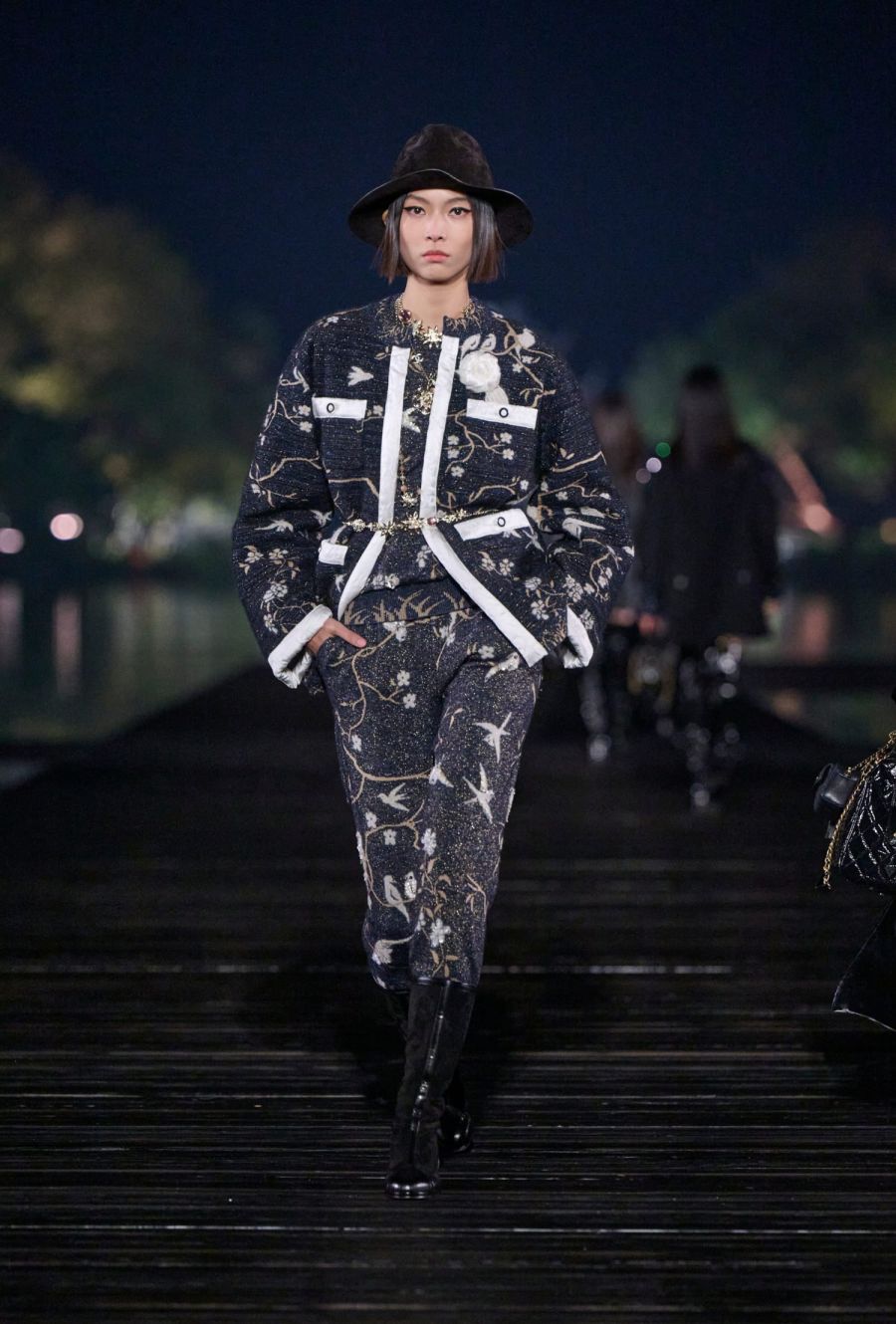 Chanel Métiers d'art 2024/25