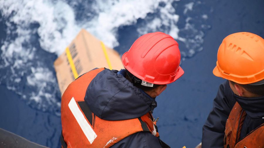 El rompehielos ARA Almirante Irízar completó tareas oceanográficas y meteorológicas en el Pasaje Drake