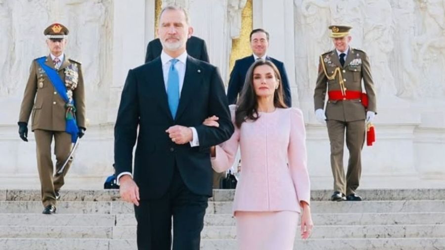 Con dos dormitorios incluidos, así es el lujoso avión que usan Letizia y el rey Felipe