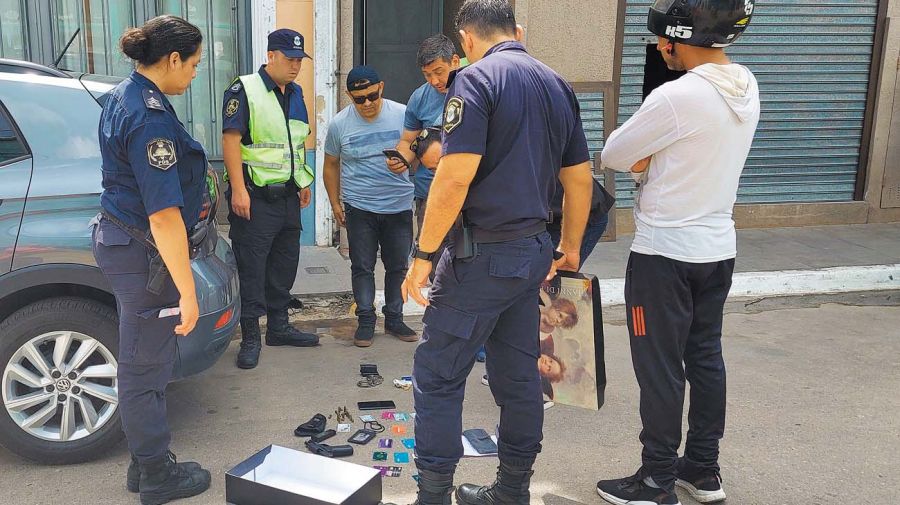 Un efectivo de la PFA fue detenido por un robo en San Pedro.