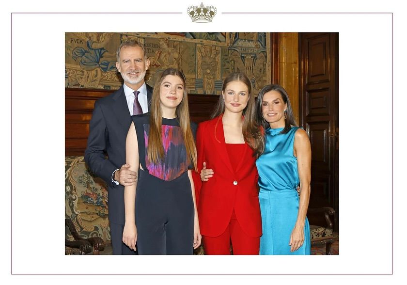 El rey Felipe VI, la reina Letizia, y las princesas Leonor y Sofía