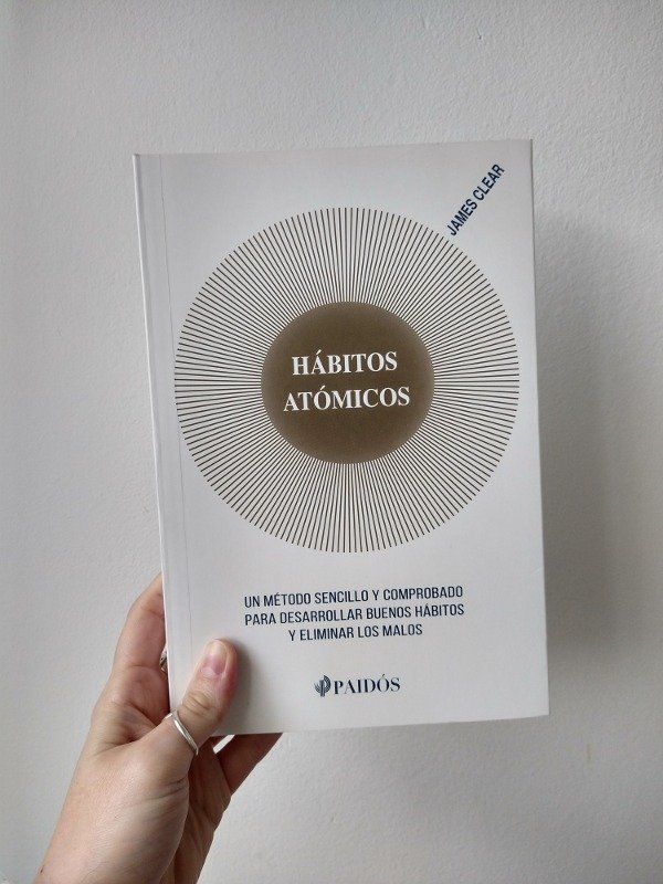 Portada libro Hábitos Atómicos