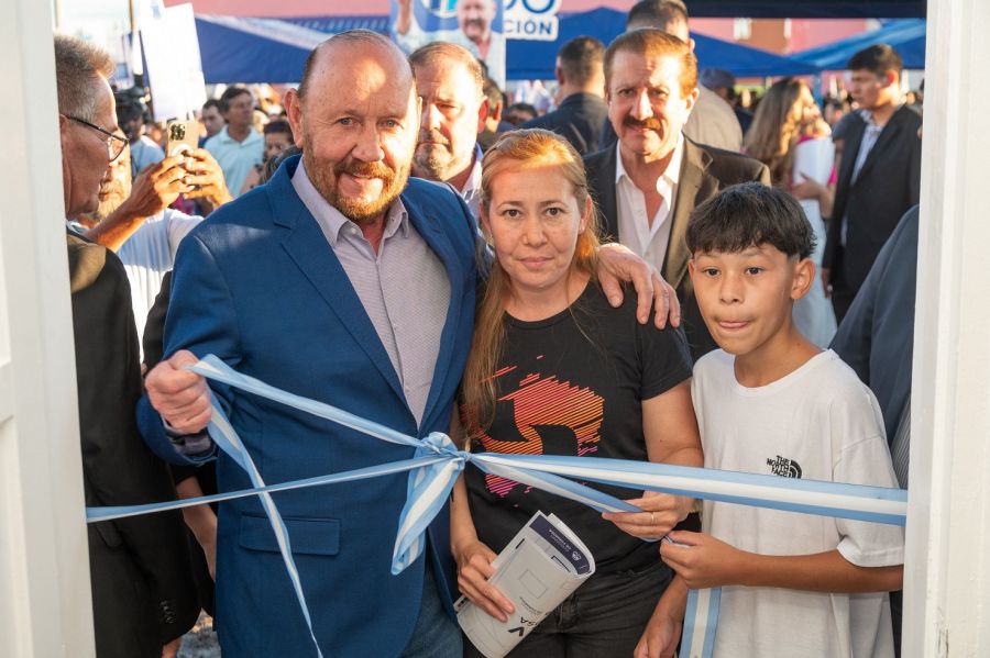 Gildo Insfrán durante una entrega de viviendas en Formosa