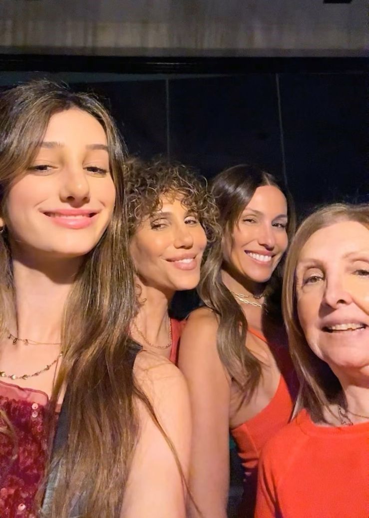 Pampita y su familia en navidad