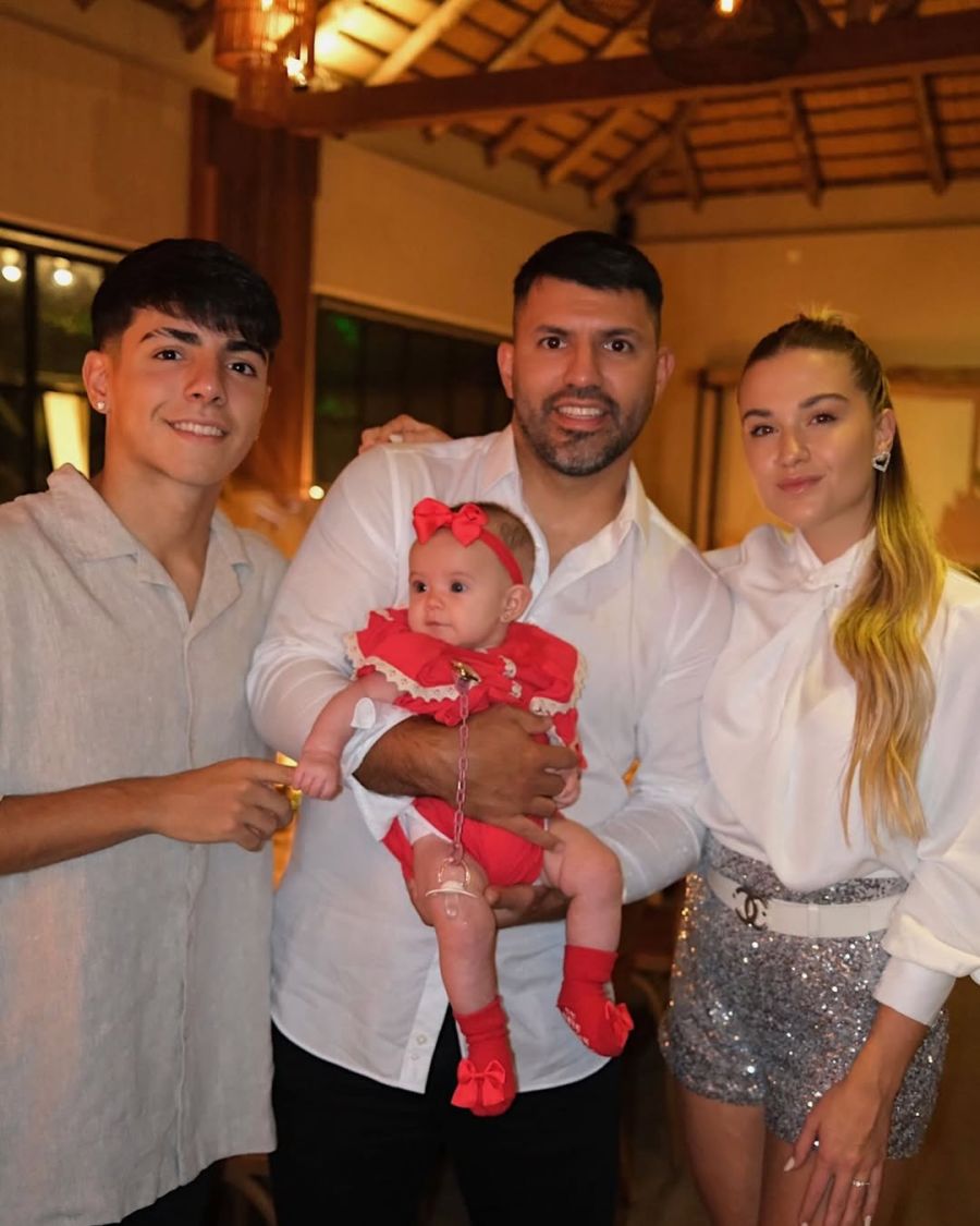 Kun Agüero, Sofía Calzetti y su hija Olivia