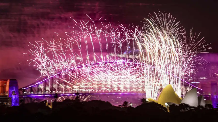 AÑO NUEVO AUSTRALIA, HONG KONG, INDONESIA 20241231