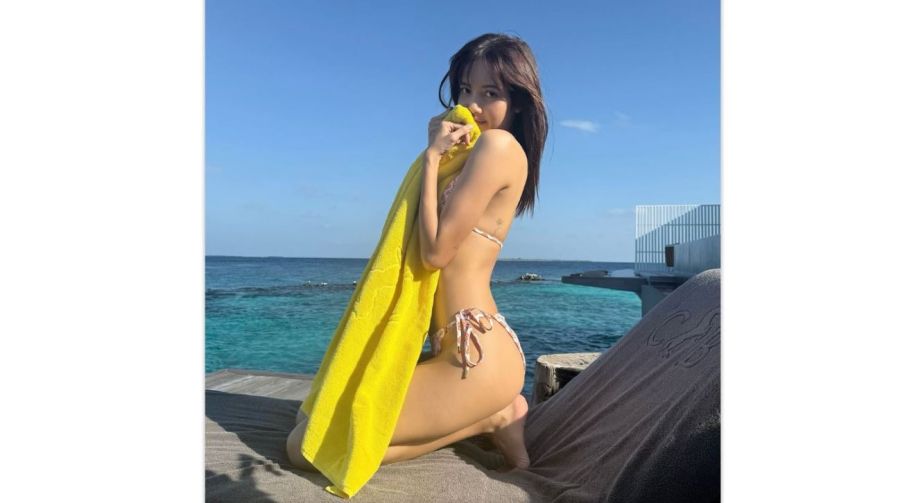 Lisa en bikini