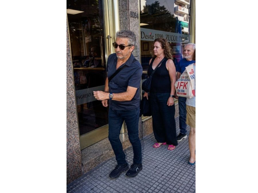 Ricardo Darín en el velatorio de Alejandra Darín 